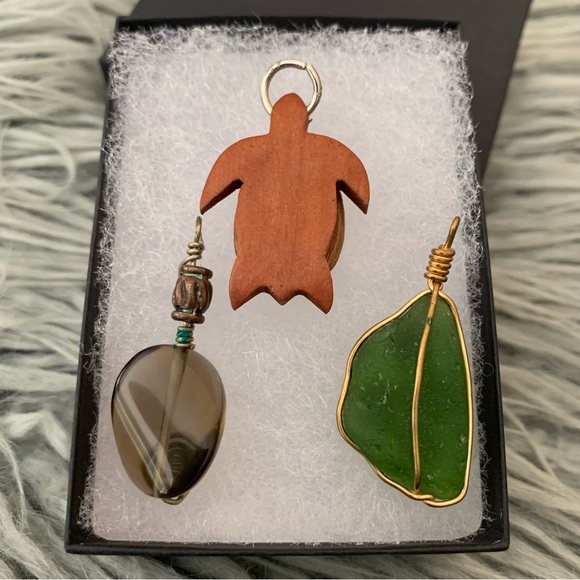 Vintage Pendants Turtle Shell Seaglass - Picture 5 of 8